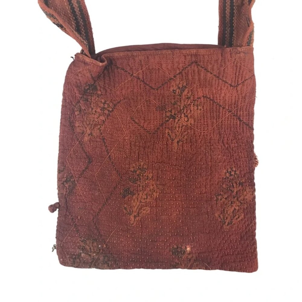 Red‎ Zipper Ethnic Handcrafted Kutch Embroidered Shoulder Sling Bag - Picture 5 of 9